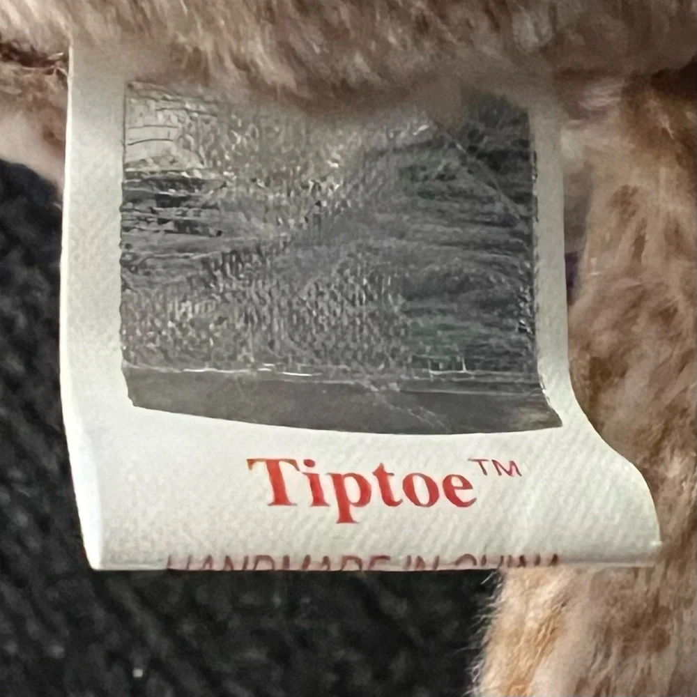 Vintage Retired *RARE WITH TAG ERRORS* “TipToe